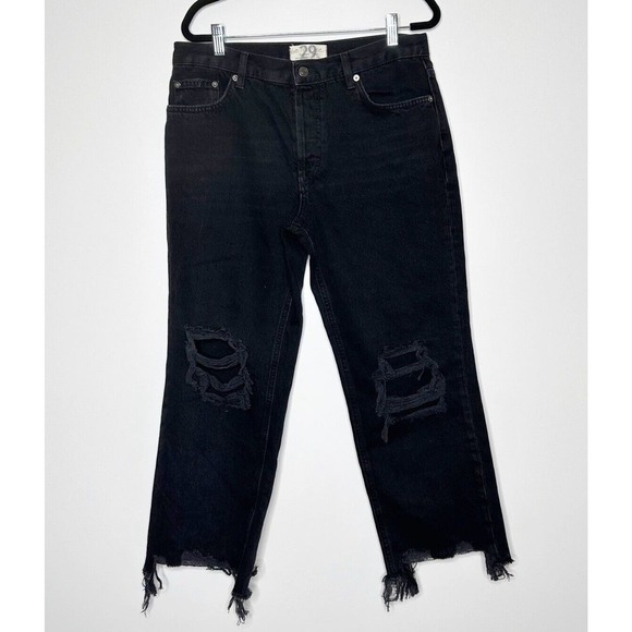 NWOT We The Free Maggie Mid-Rise Cropped Distressed Jeans Women Black SZ 29 - Picture 2 of 6